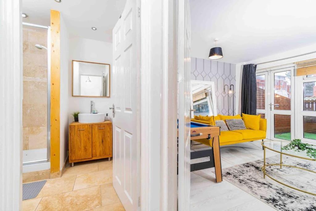 ✪Central✪6Bed✪ Parking✪Pool Table✪Private Patio ✪ Бирмингем Экстерьер фото